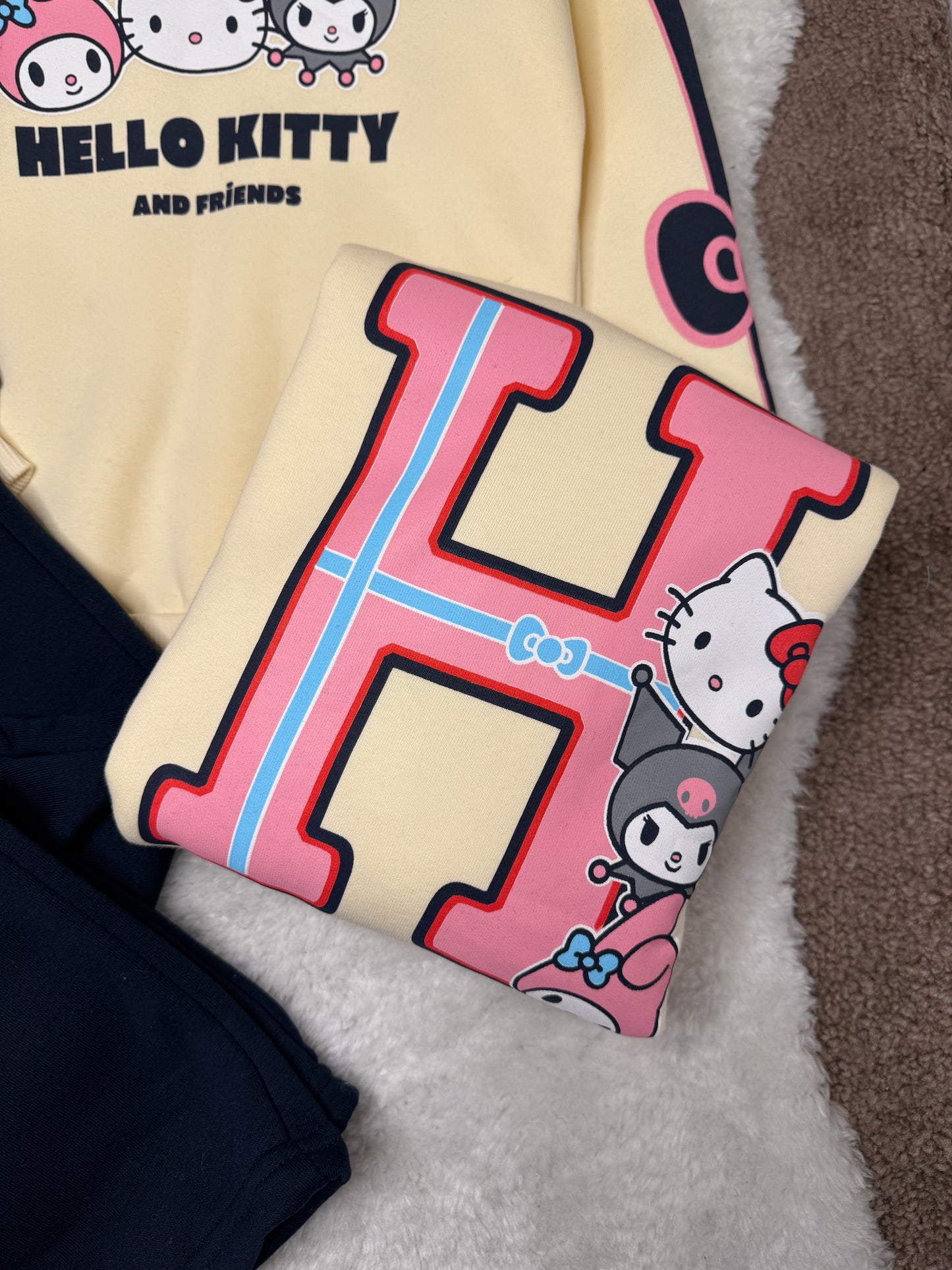 HELLO KITTY & KUROMI ENSEMBLE