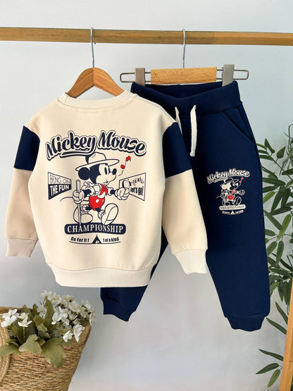 ENSEMBLE MICKEY MOUSE