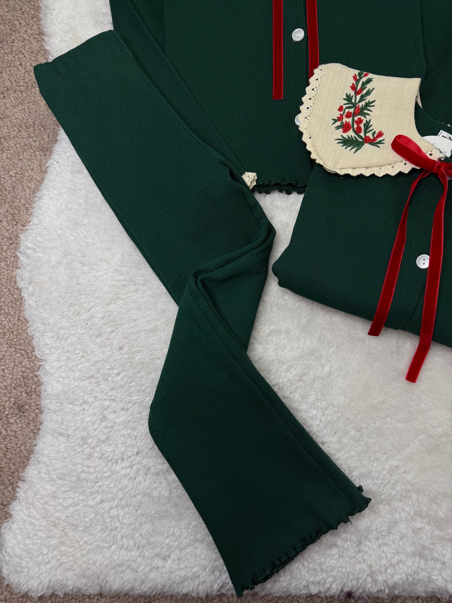 ENSEMBLE FILLE VERT À COL BRODÉ FLORAL