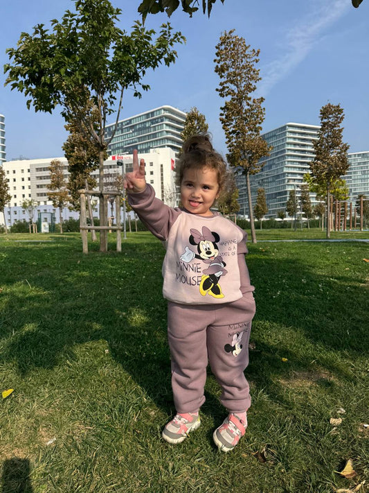 MINNIE MOUSE SURVETEMENT