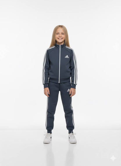 Survêtement, Adidas gris